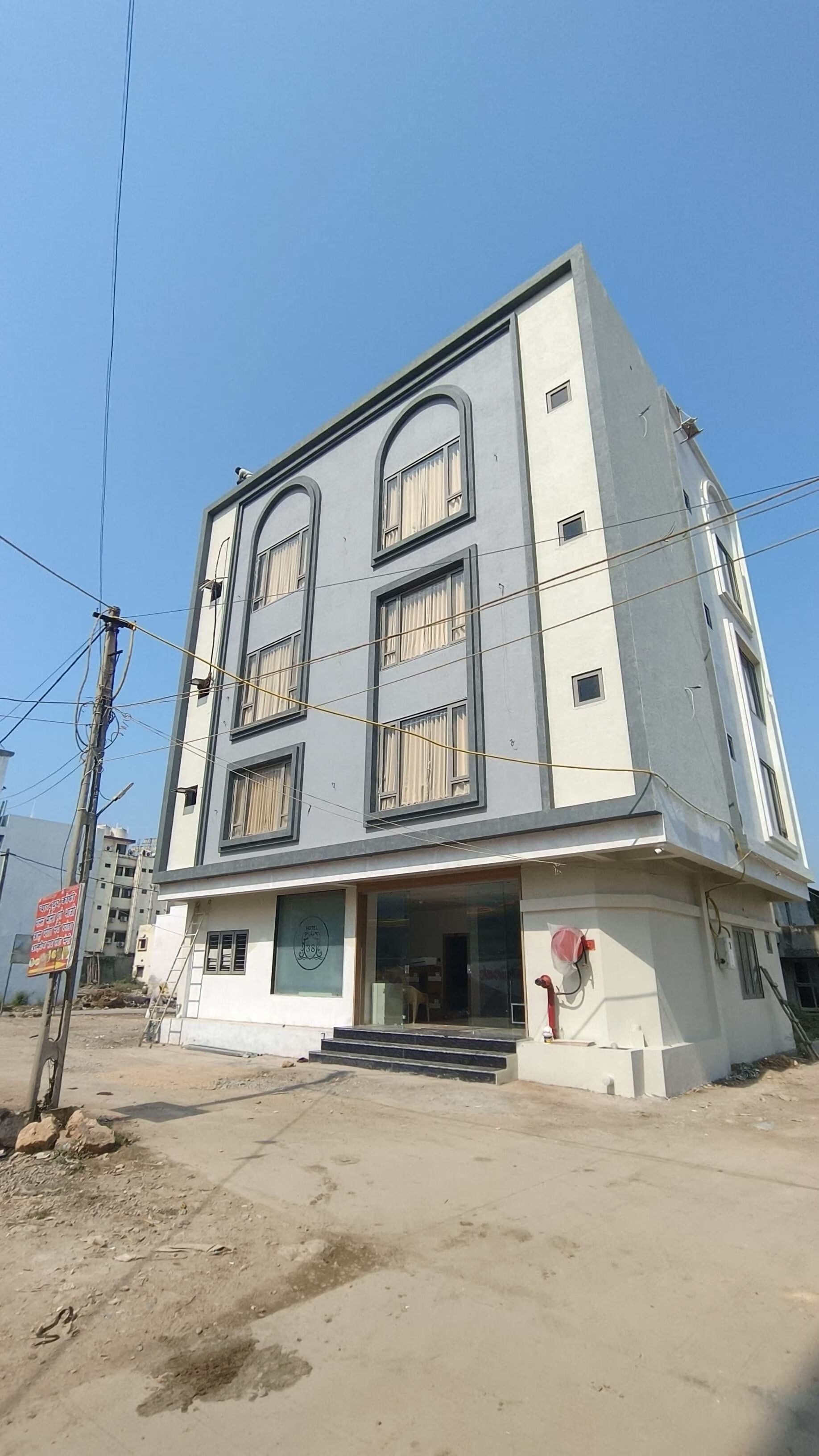 Hotel The 38 (Three Eight)