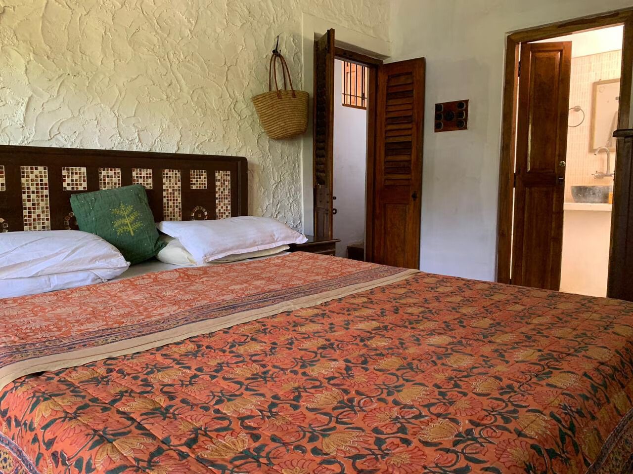 Shantam Homestay  Powered by Grackle Two-Bedroom House 4