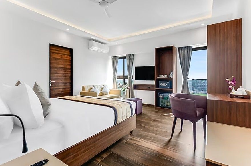 Elite Room with Balcony