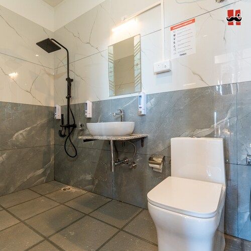 Moustache Hostel Bir 8 Bed Mixed Dorm 5