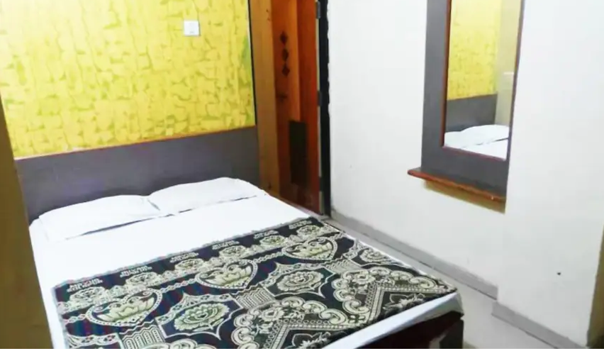 Double Bed Non AC Room