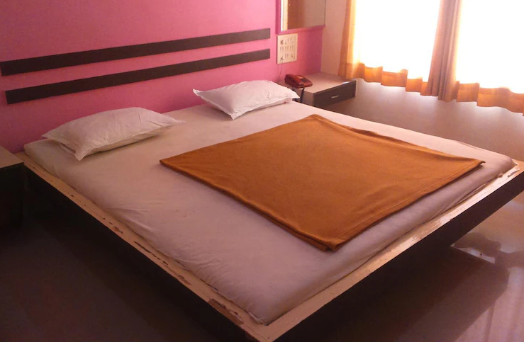 Double Bed Non AC Room