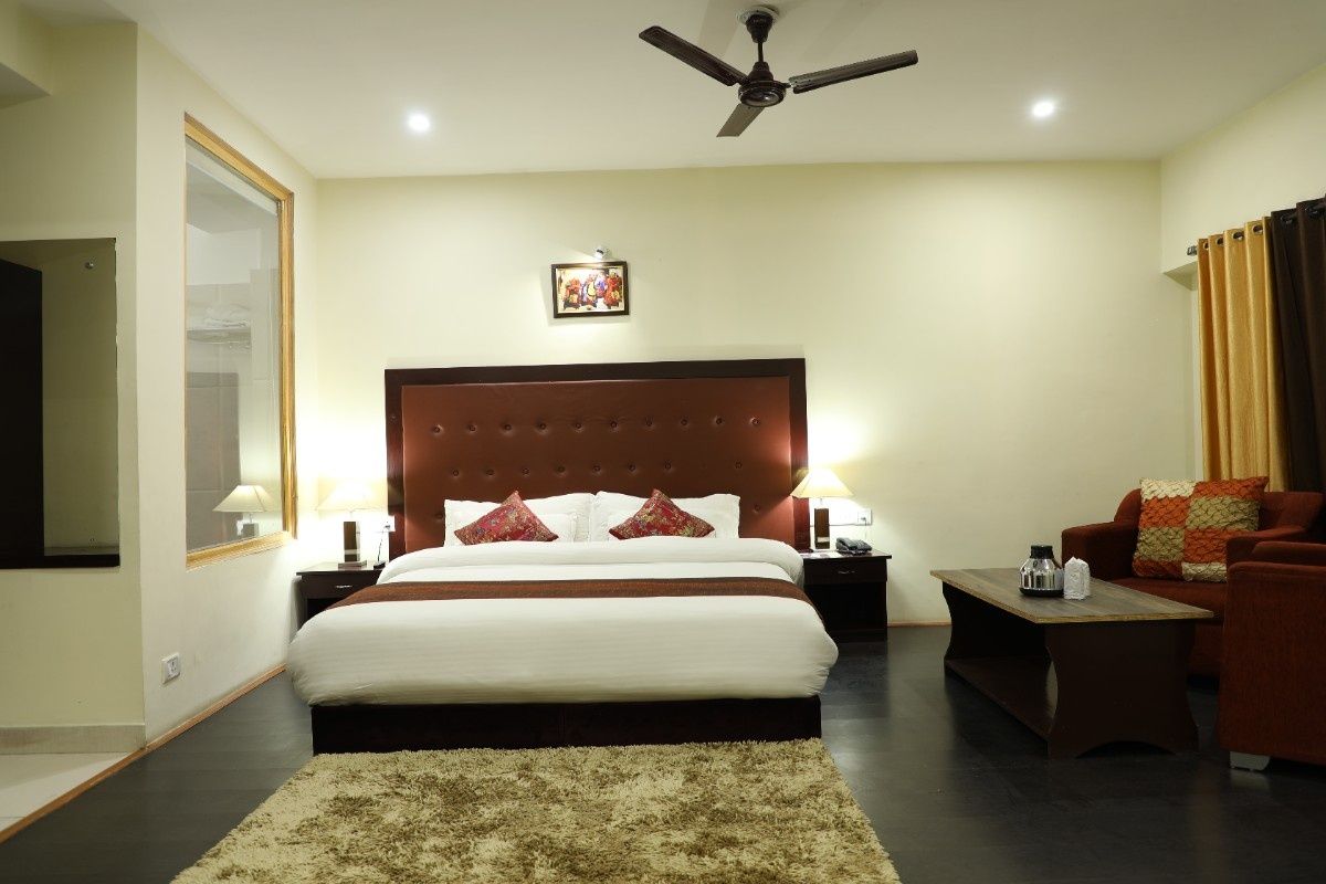 Deluxe Rooms