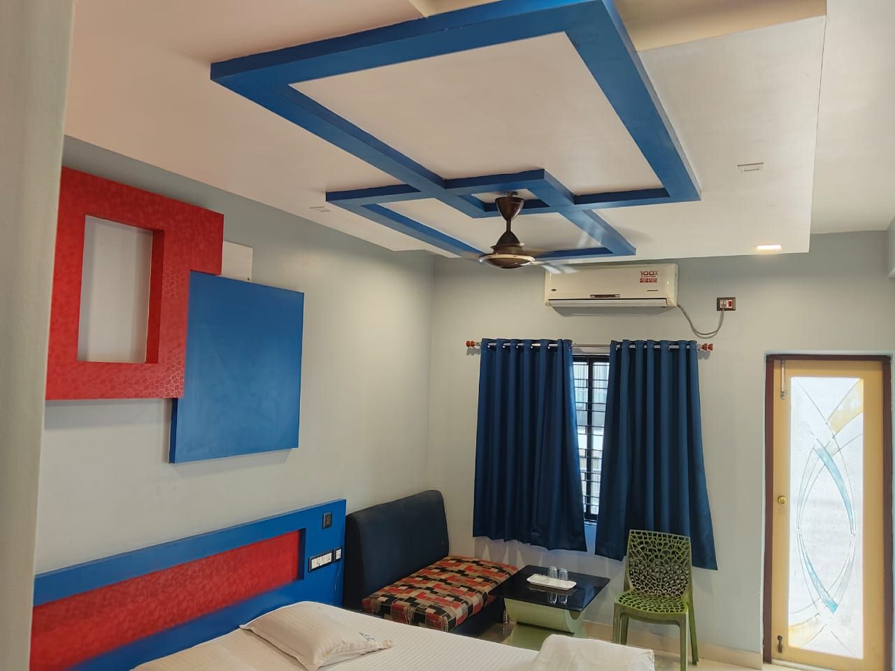 Asha International Deluxe Room 4