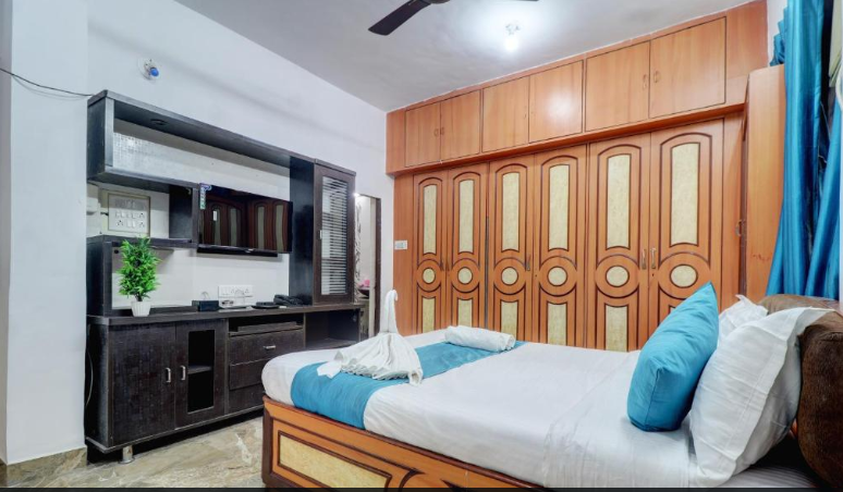 Hotel Raksha Residency Deluxe Room 3