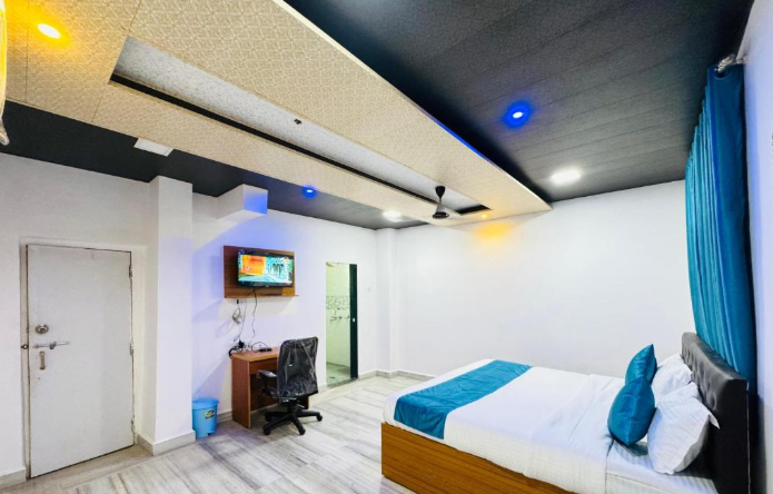 Hotel Raksha Residency Deluxe Room 2