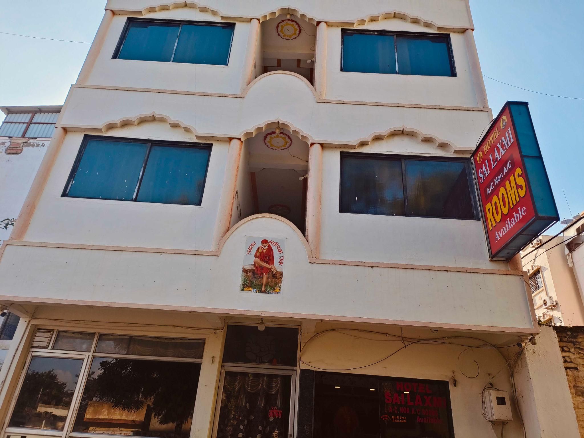 Hotel O Sai Laxmi