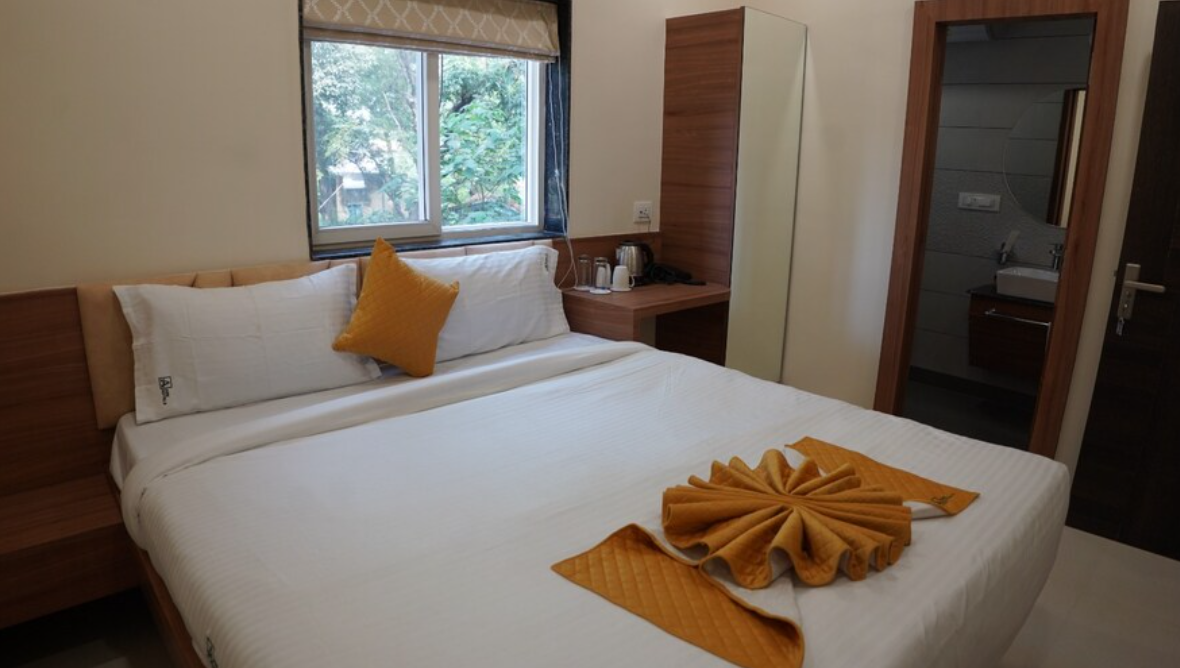 Deluxe Double Non AC Room