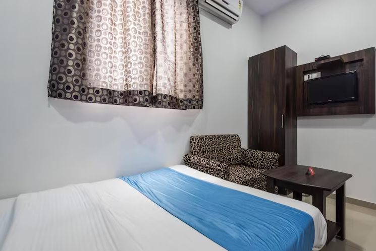 HOTEL AJWA STAR, MUMBAI Standard AC Room 3