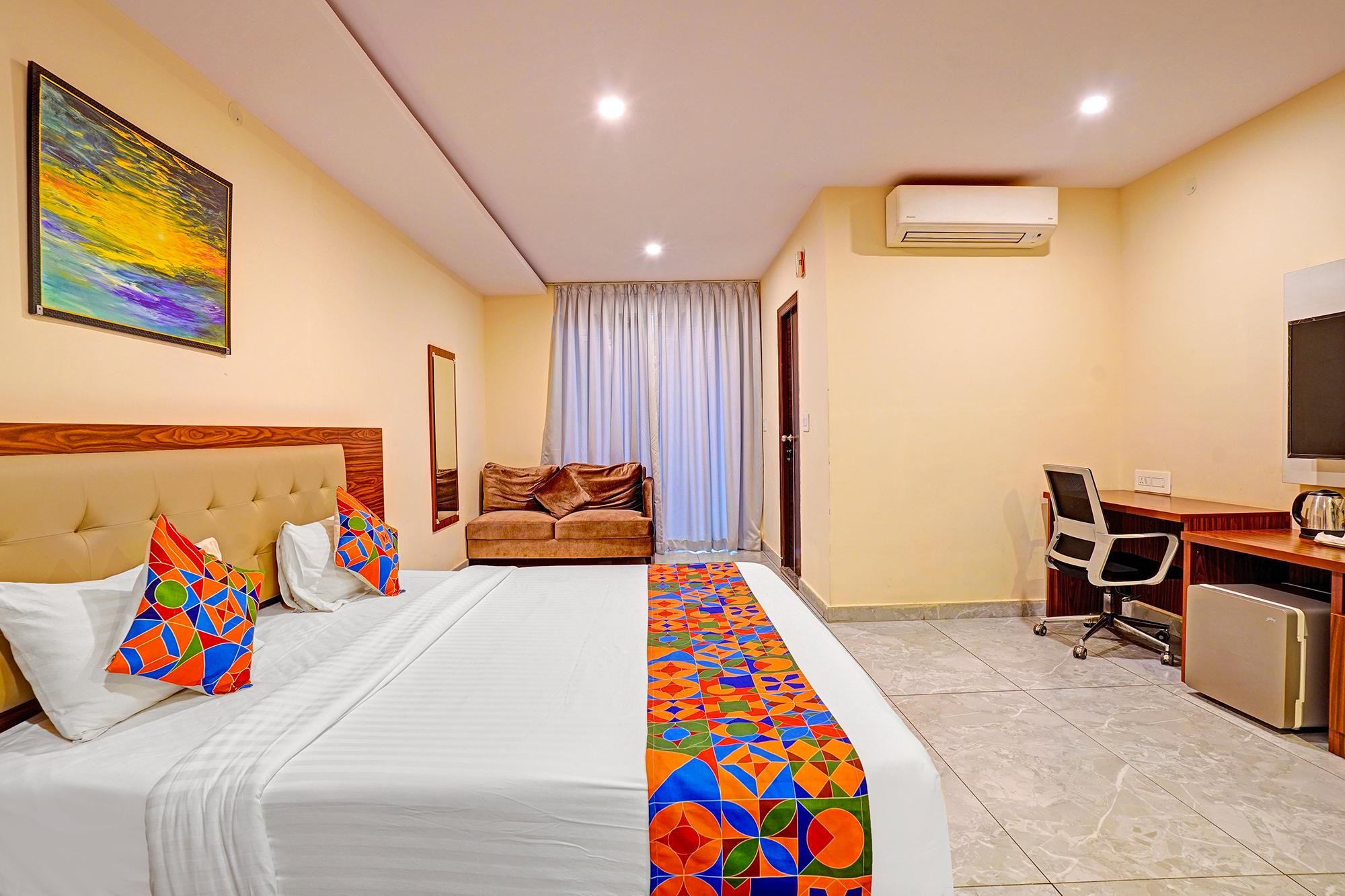 FabHotel Millennials Premium Room 2