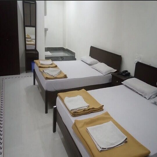 Hotel Santoshi Sarovar Double Non A/C Room 3