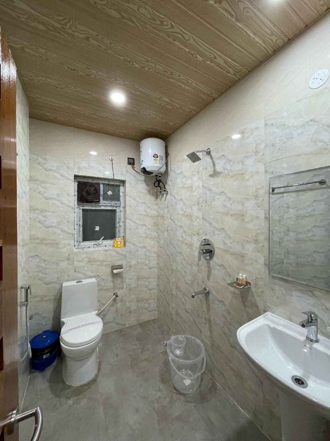 Hotel Momon Standard Room 3