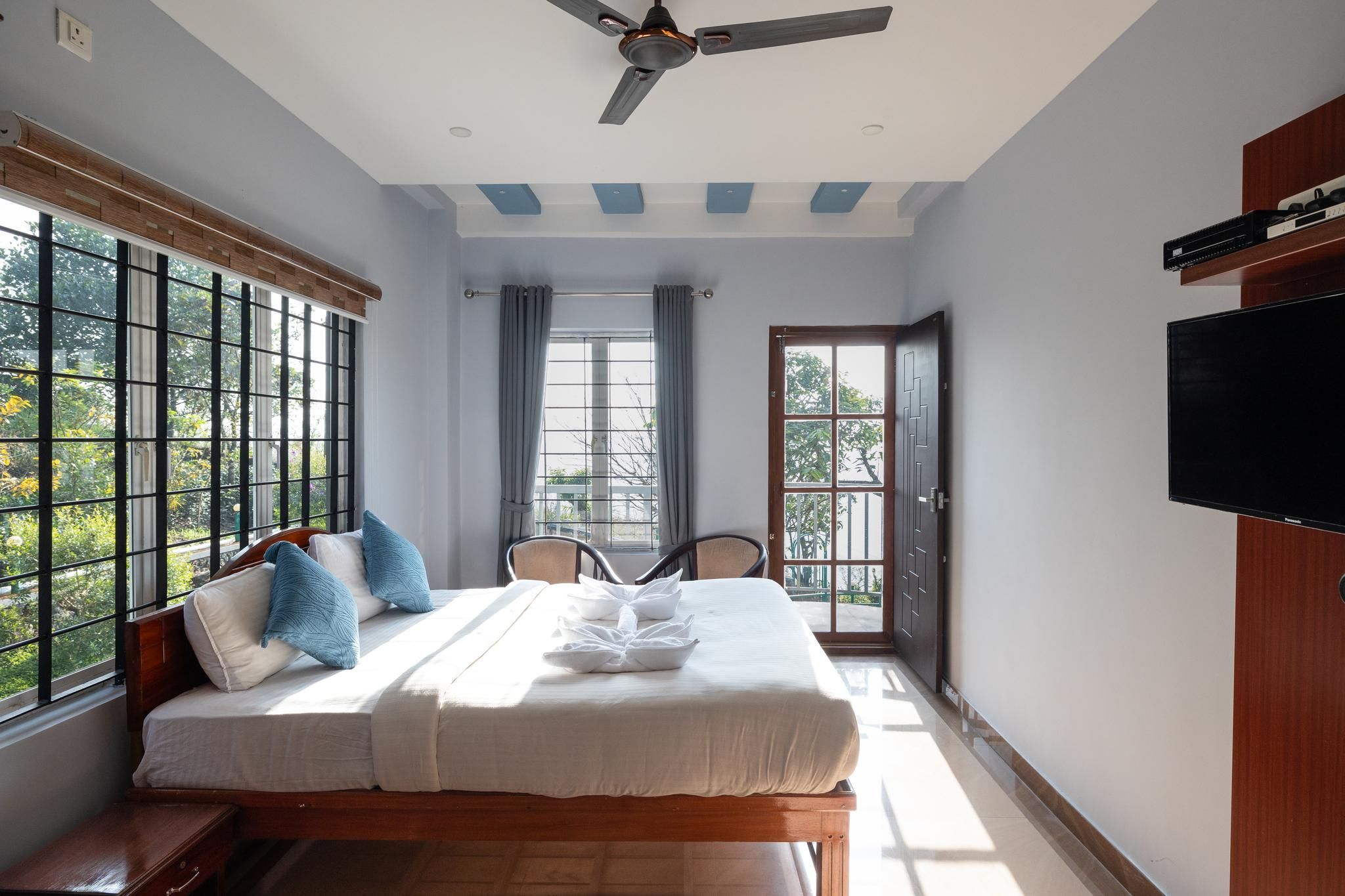 Deluxe Room with Balcony