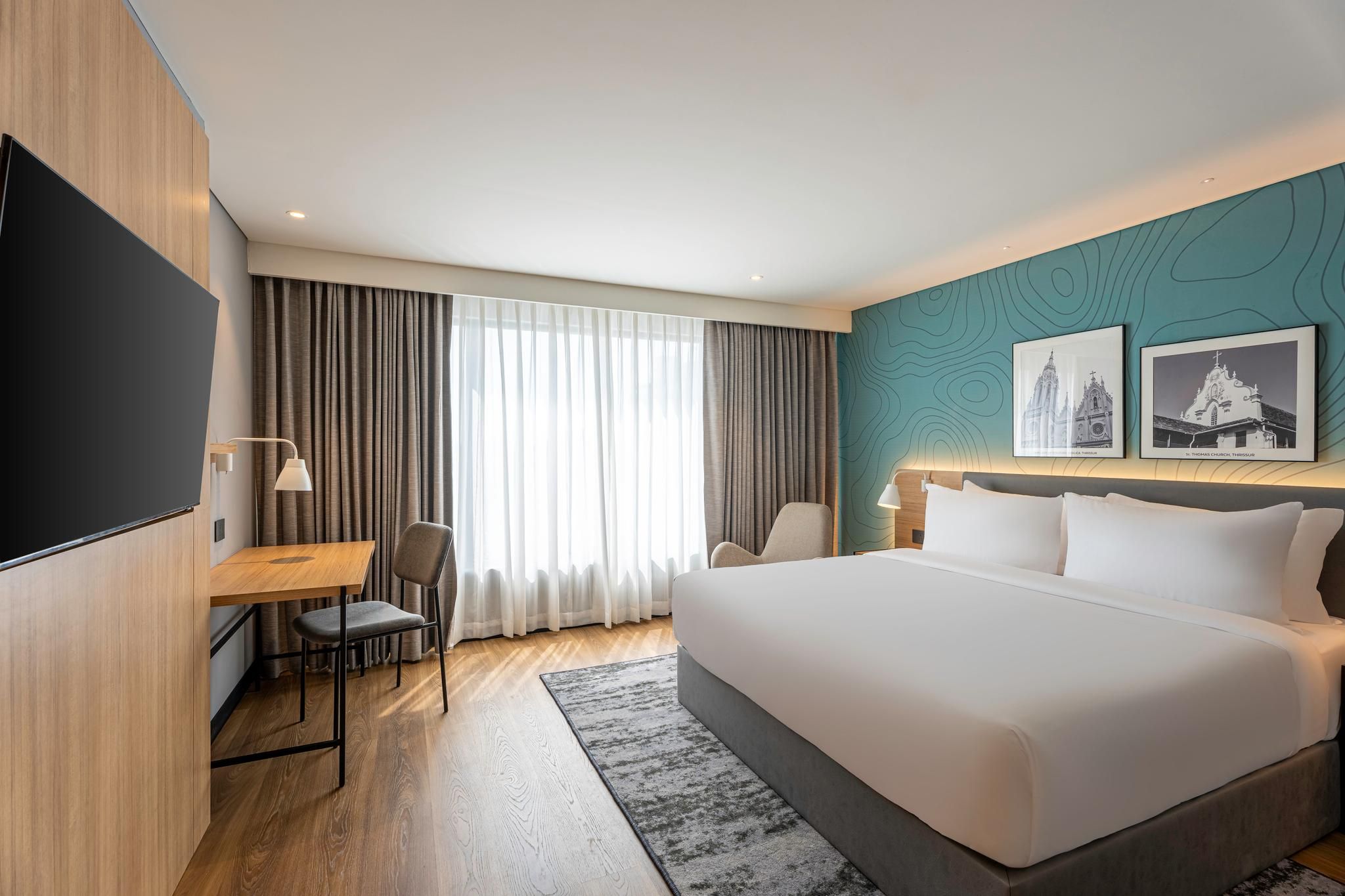 Superior Room with Balcony