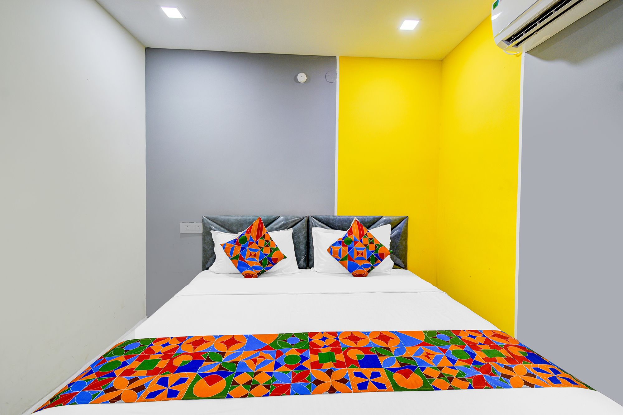 FabHotel R3 Atmos Deluxe Room 2