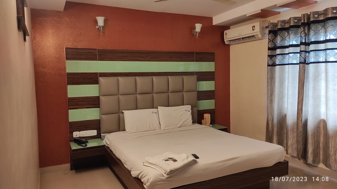 Hotel Seven Hills Inn Standard Non AC Room