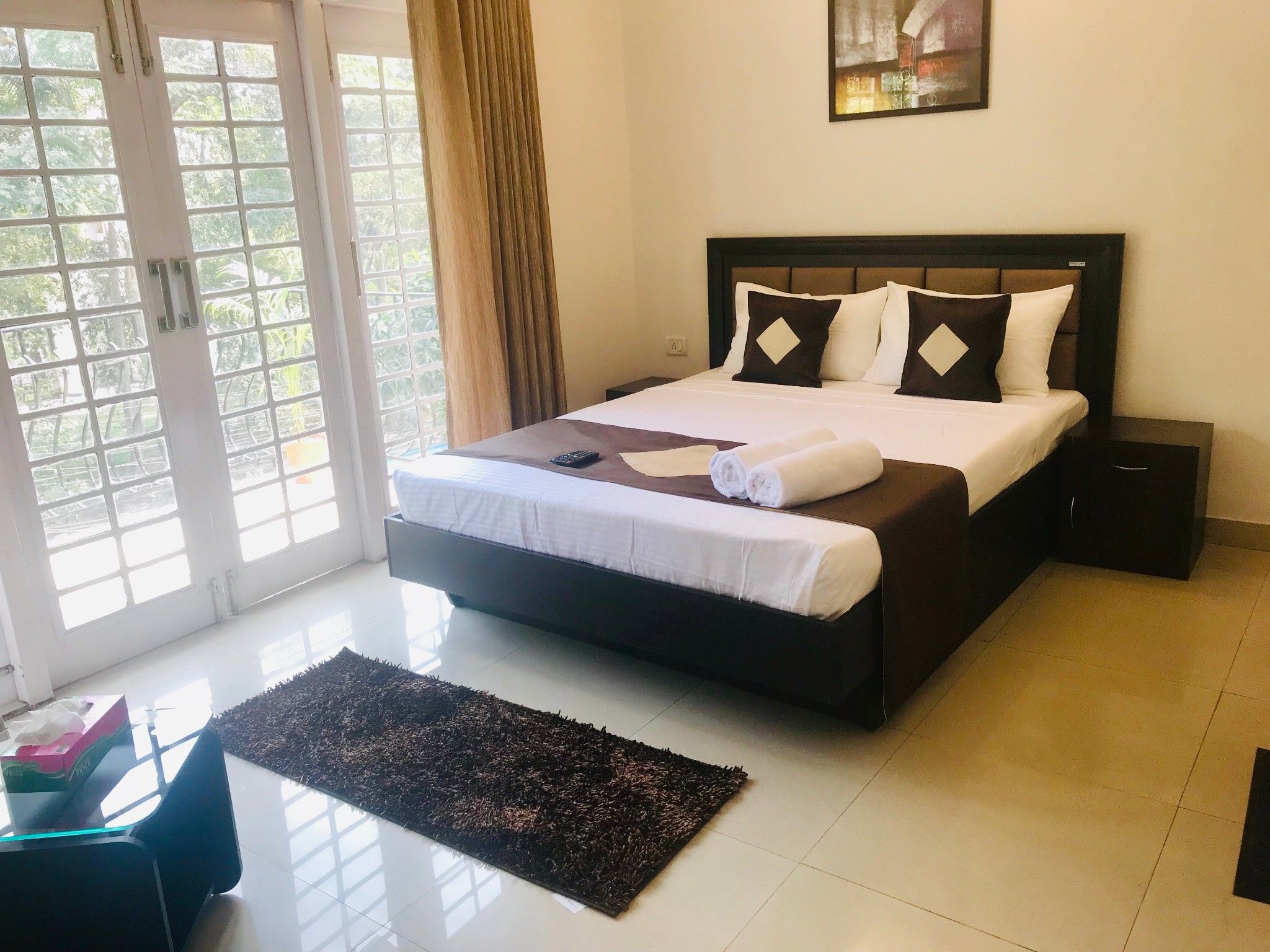 Superior One Bedroom Apartment