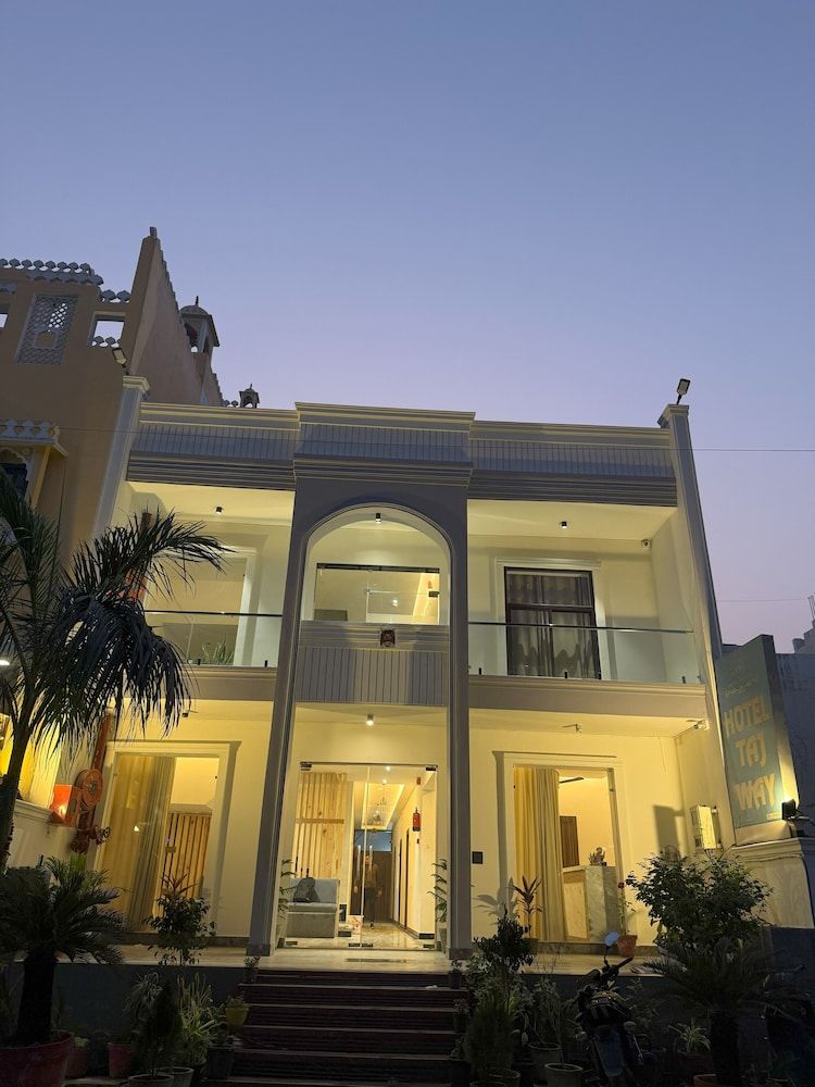 Front of property - evening/night