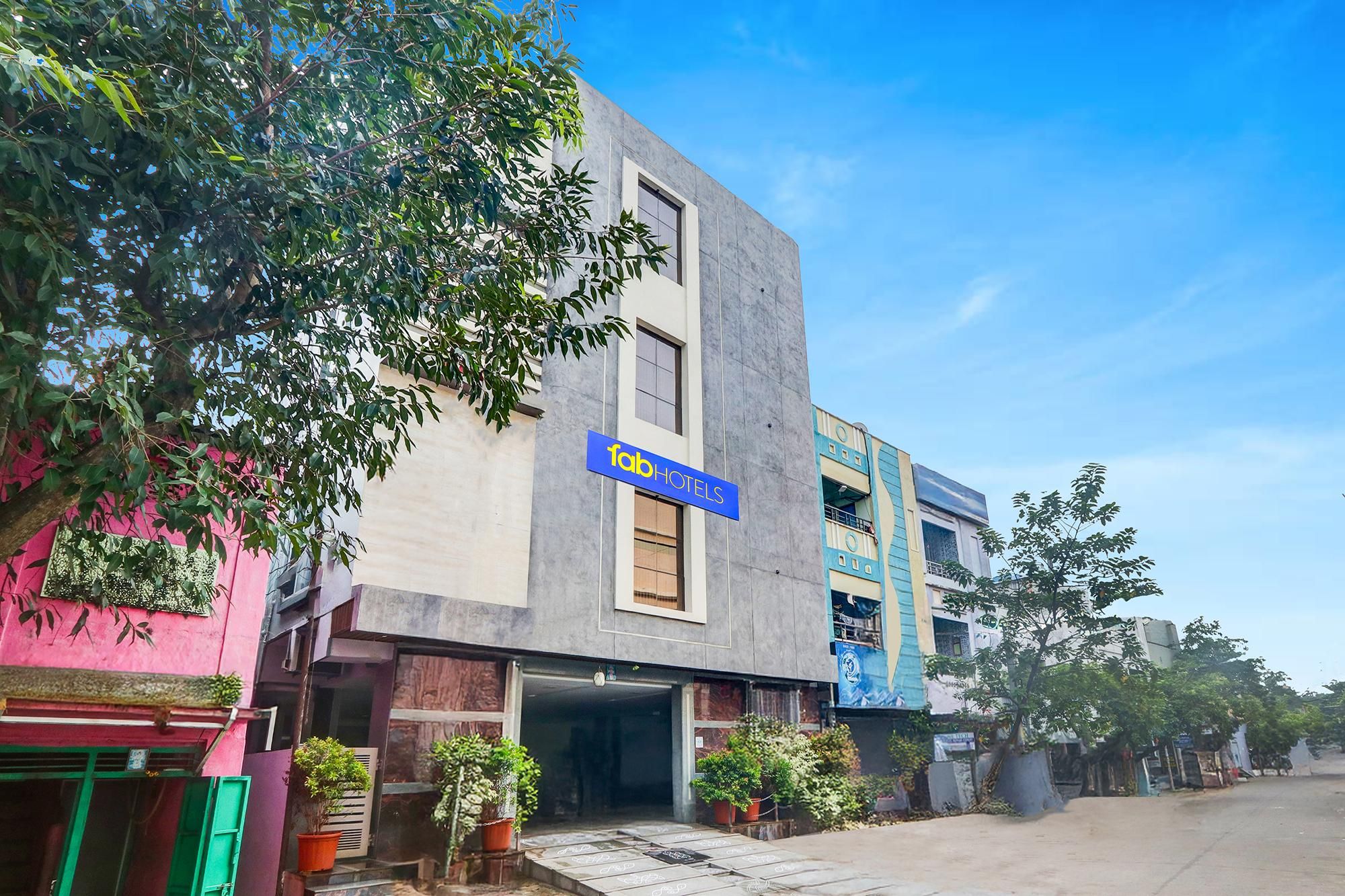 FabHotel Vishnu Grand