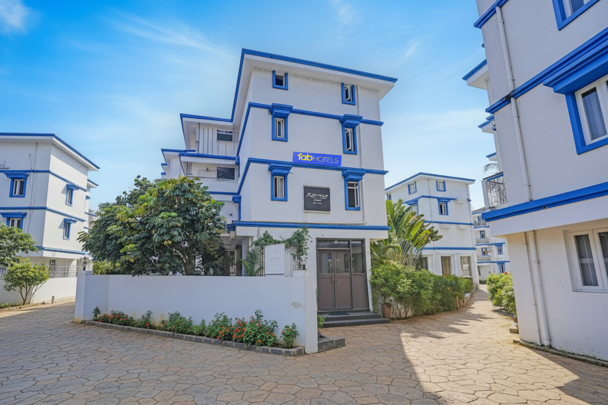 Via Park Grand Royal Palms