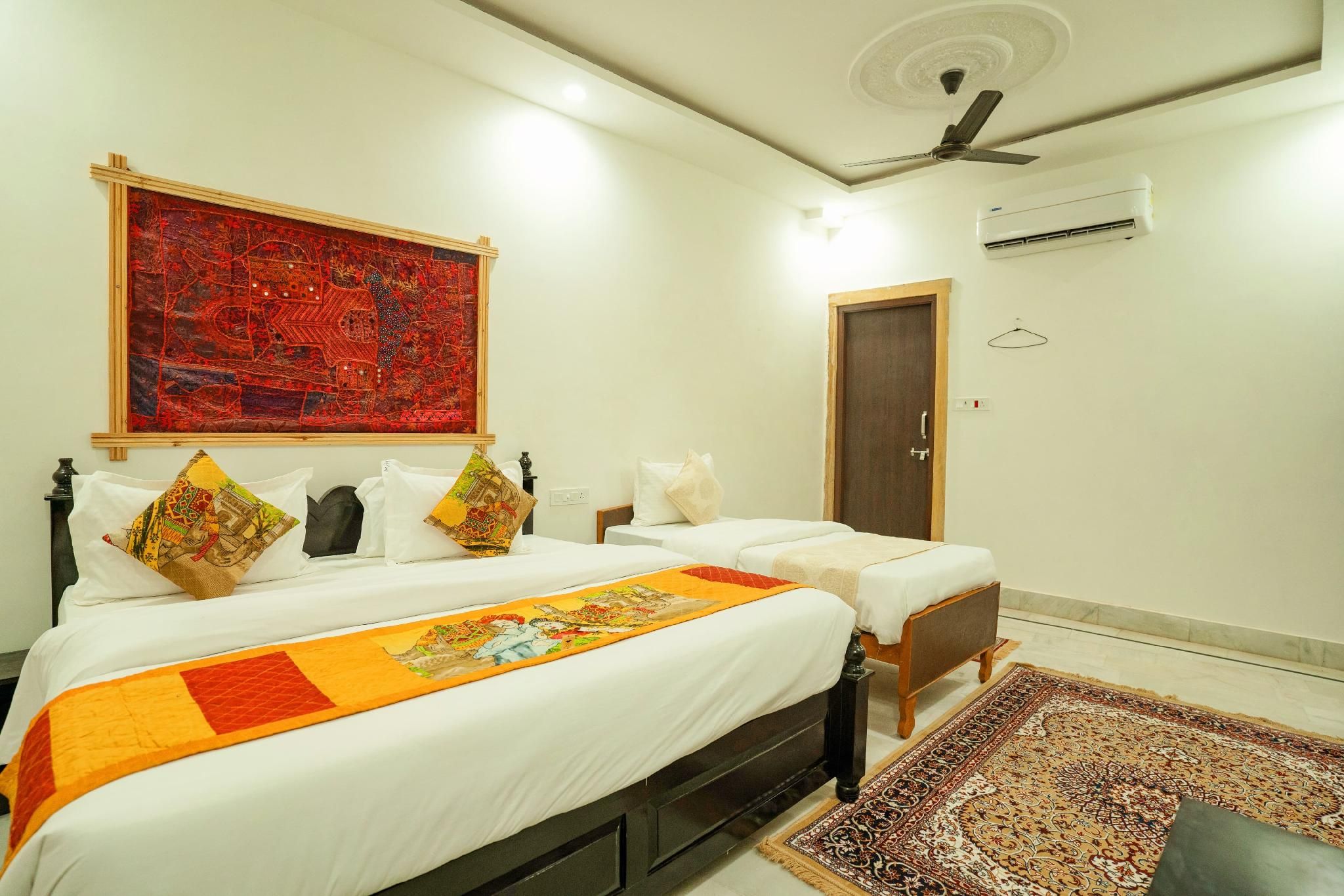 Deluxe Triple Room