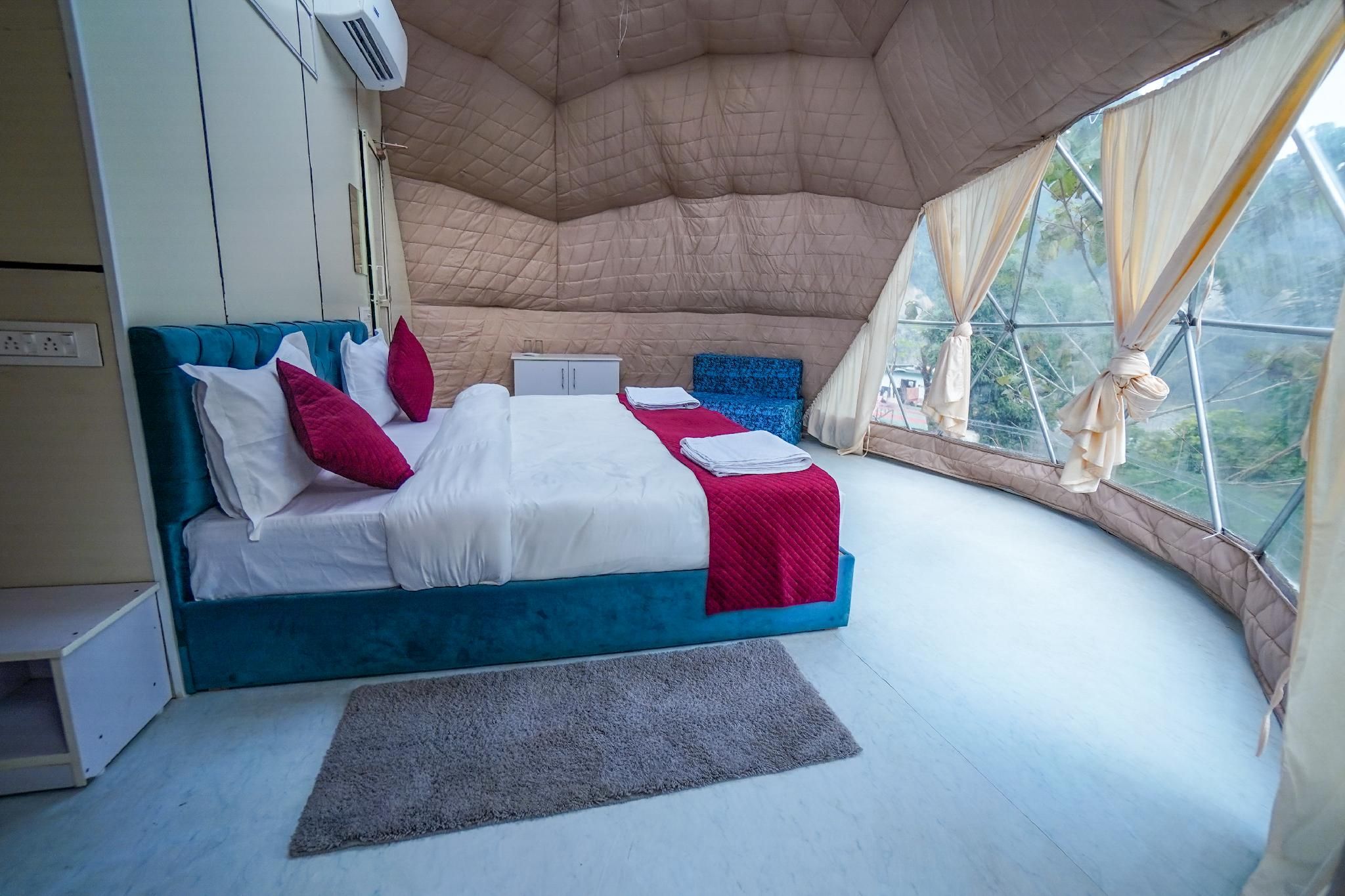 Superior Mountain View