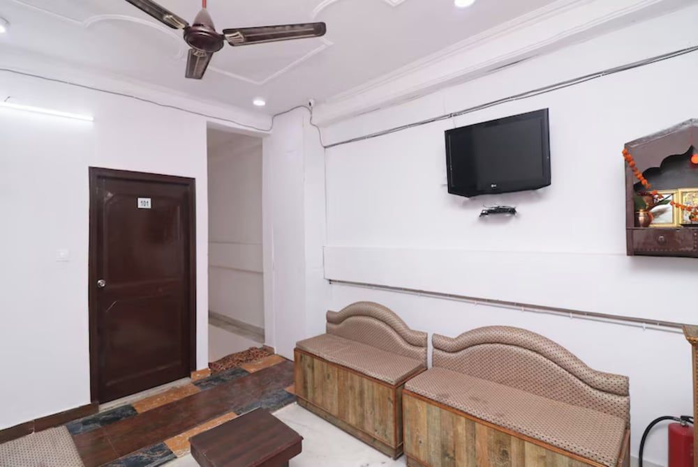 Goroomgo Chandrabhaga Rishikesh