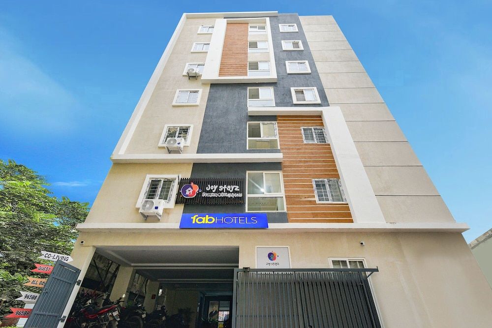 Fabhotel Joy Stayz