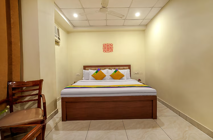 Hotel Oasis Inn Standard Double Room 5