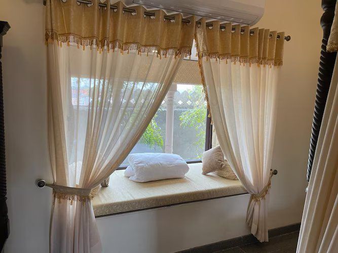 BHANWAR SINGH PALACE & RESORTS Royal Room 2