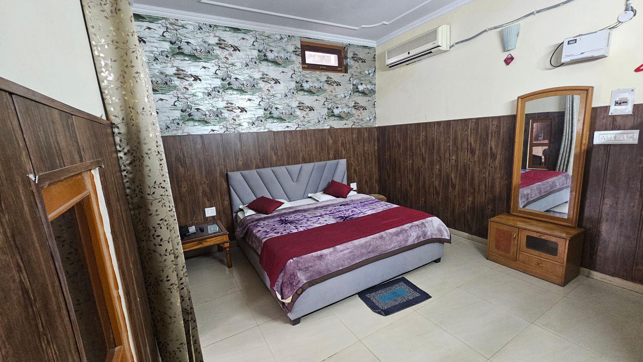 Suite AC Room