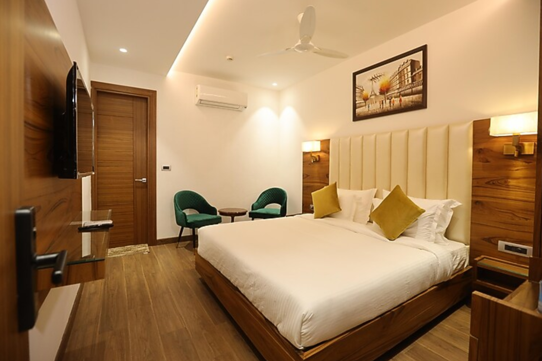 Royal King Room