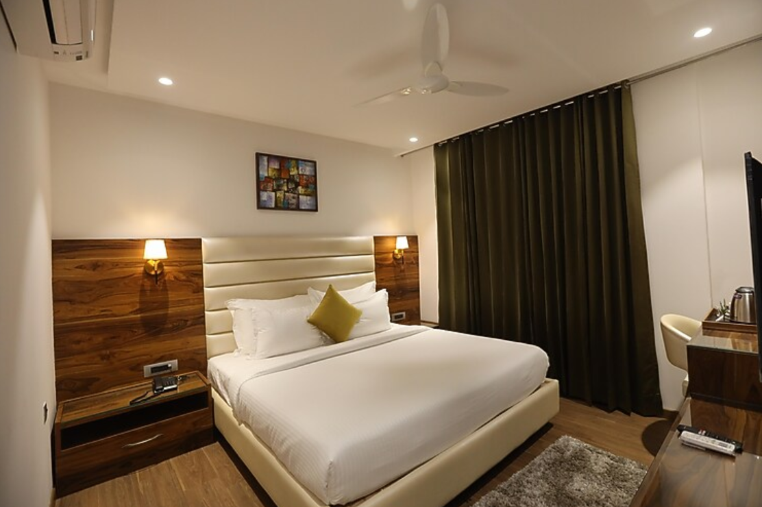 Royal King Room