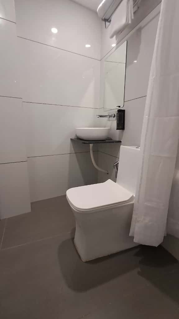 Ekansh Hotel and Resort Somnath Deluxe Room 10