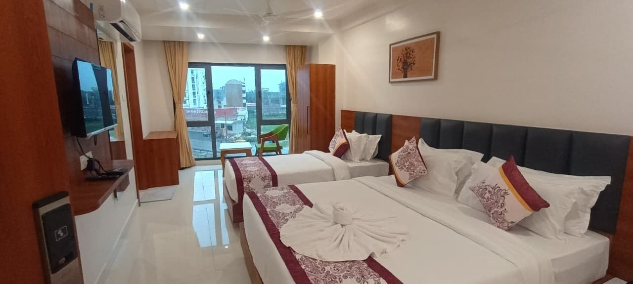 Ekansh Hotel and Resort Somnath Family Triple Bed Room 4