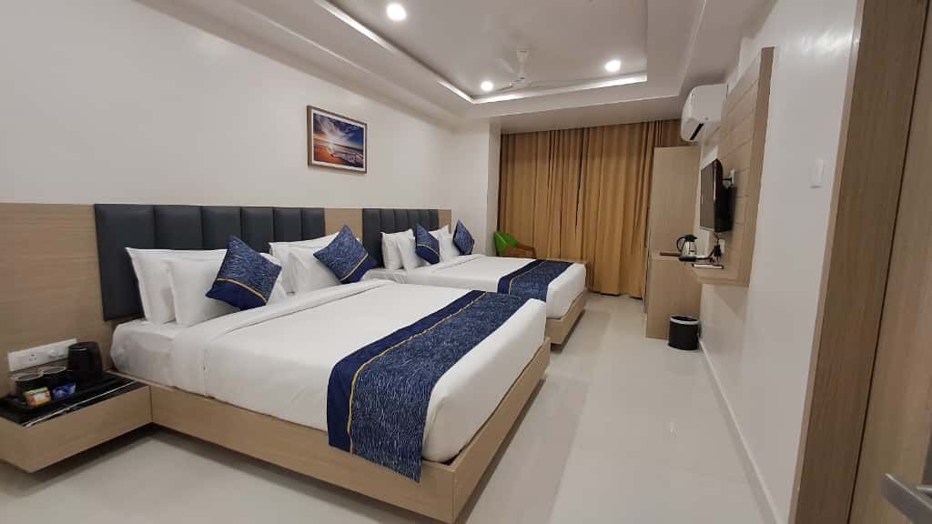 Ekansh Hotel and Resort Somnath Family Four Bed Room