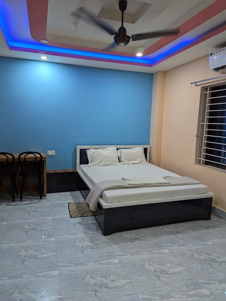 Deluxe Room with King Bed