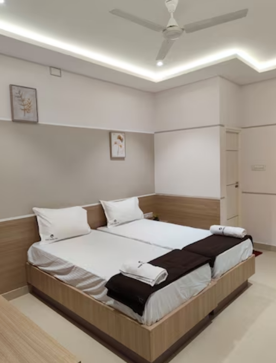 Hotel Golden Sea Deluxe Double Room 3