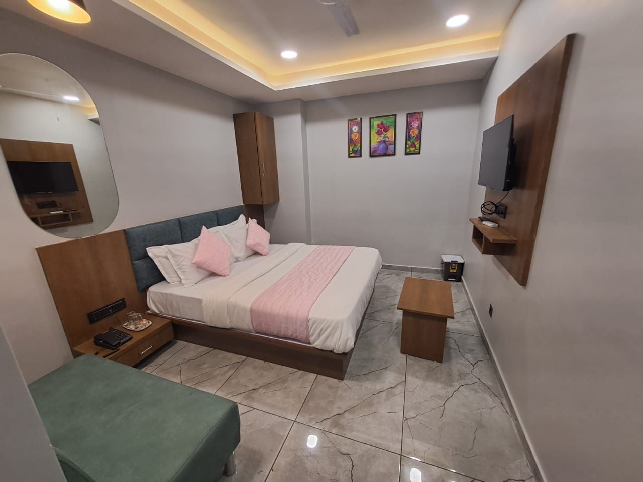 hotel Royal Villa  Deluxe Double or Twin