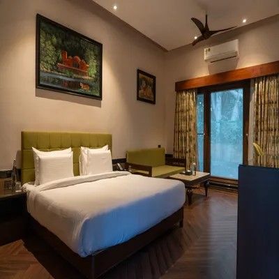 Jungle Retreat Elegant Room