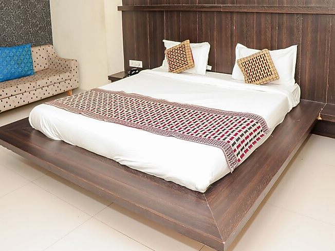 Deluxe Double Bed A.C