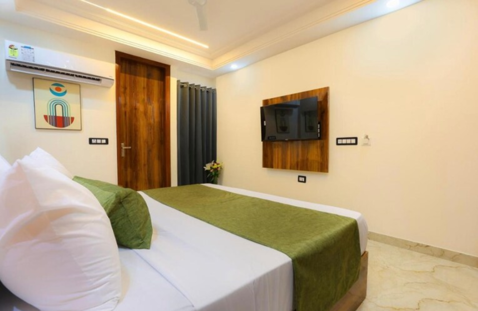 Superior King Room