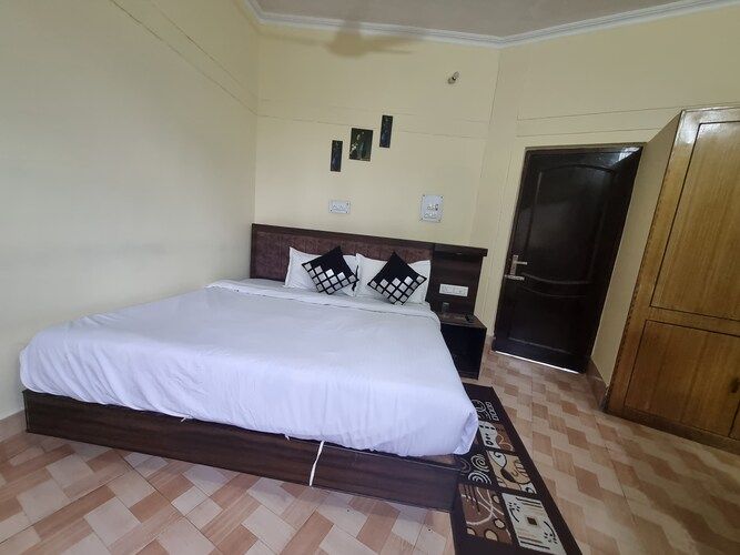 Toorani Resort