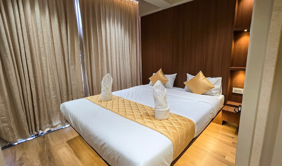 Deluxe King Bed Room