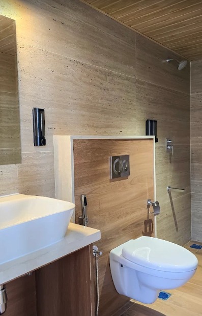 Deluxe King Bed Room