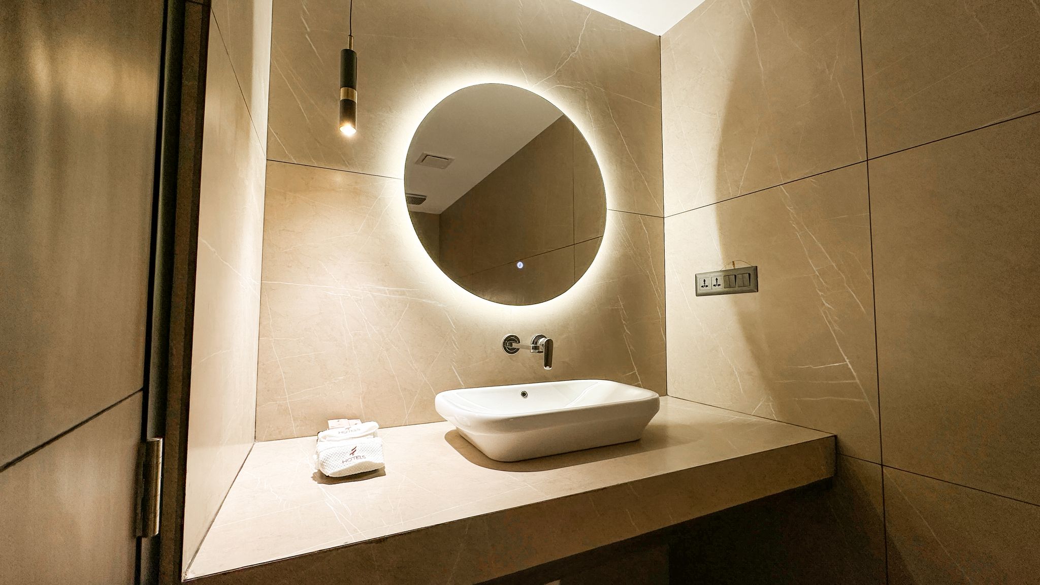 F Hotels Deluxe Twin or Double Room 6