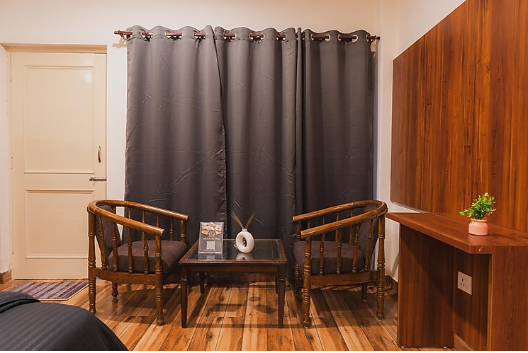 Deluxe Room with Balcony