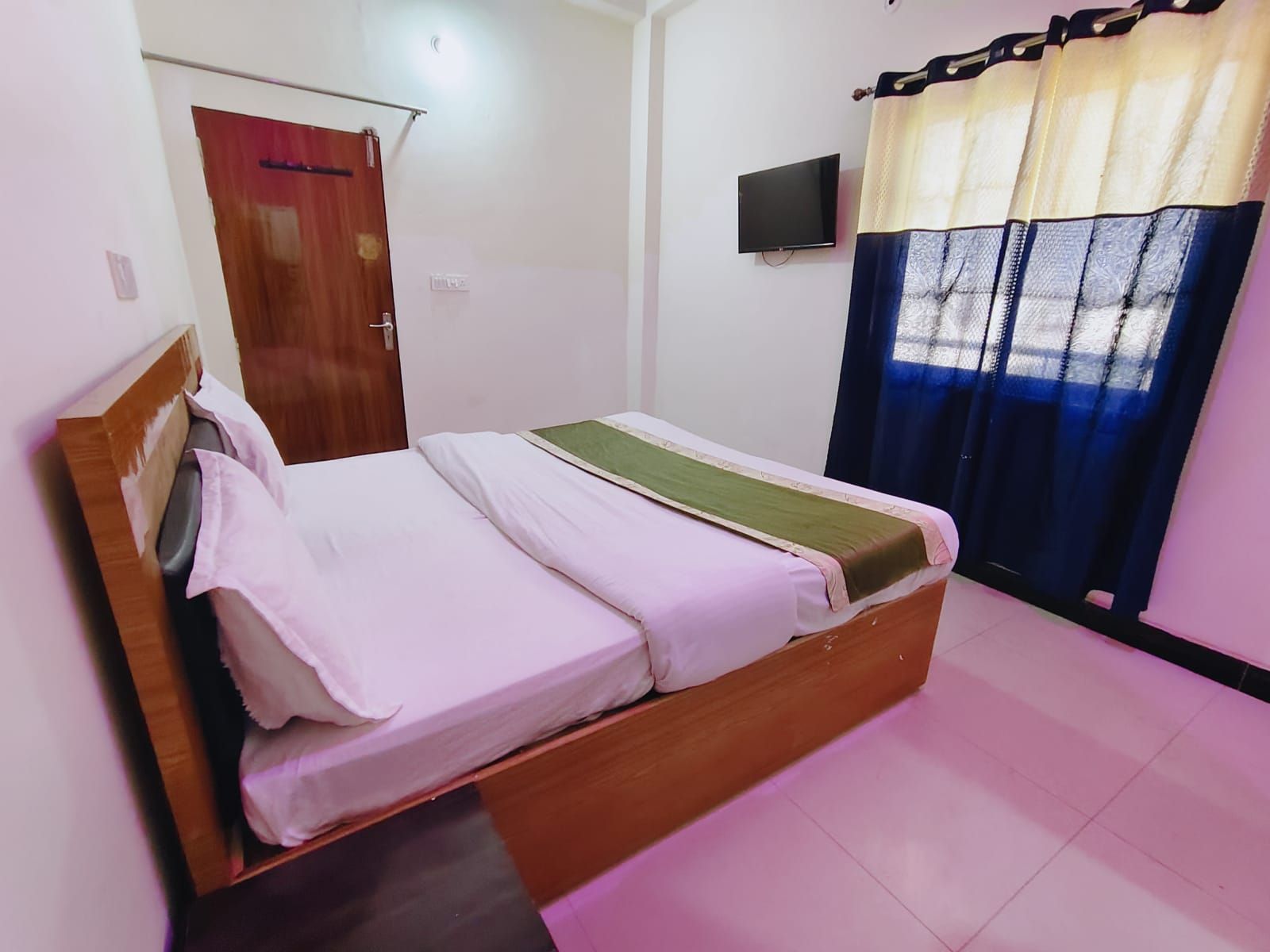 Radhe Shyam Resort Near Prem Mandir By HRG Deluxe Non Ac 2