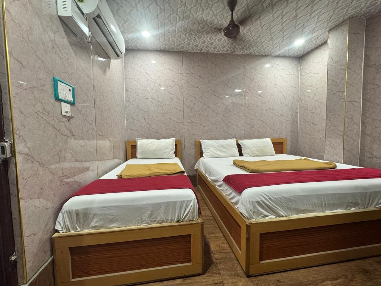 Triple Bed Room