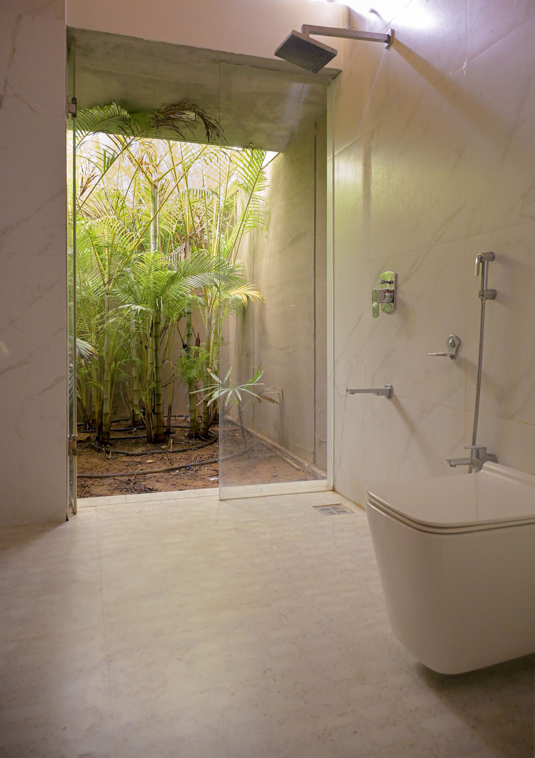 StayGuru Luxury Villa 2 BHK Villa 4